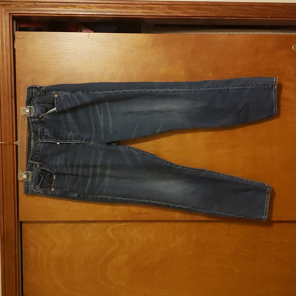 American Eagle Mom Jeans